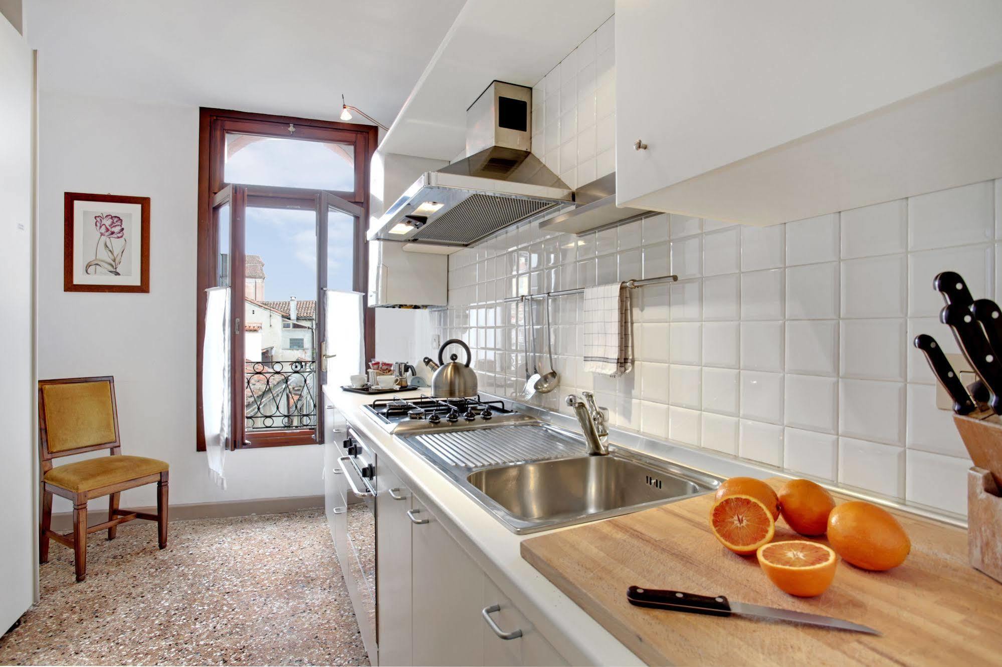 San Giorgio Degli Schiavoni Apartments Venesia Bagian luar foto